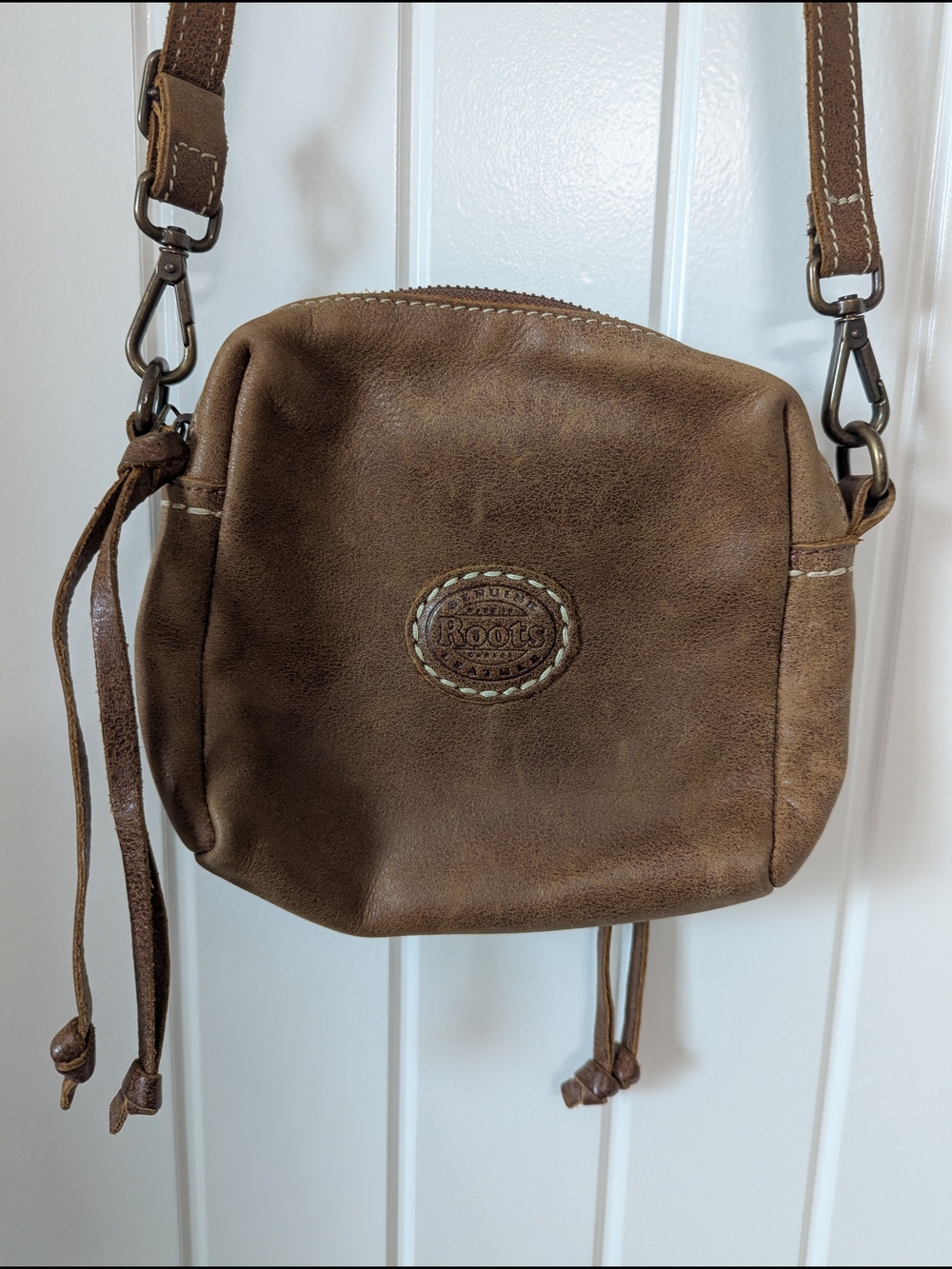 Roots Small Brown Leathers Small Crossbody Bag